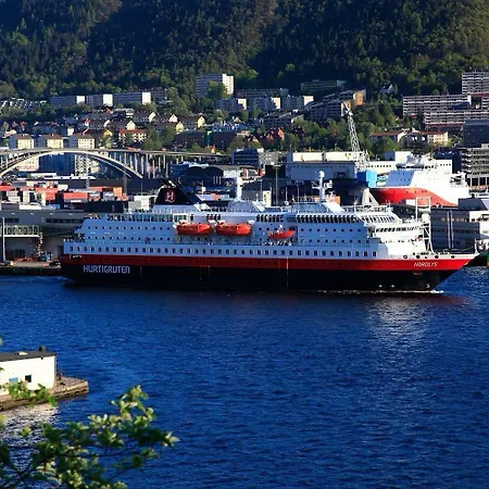 Moderne Midt I Bykjernen 1 Bergen